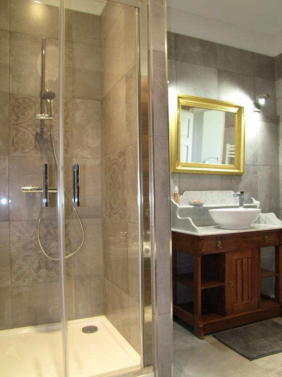 Le Clos Des Roseaux Chorey-les-Beaune Room photo